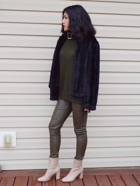 「boohoo」｜Debbie Ruizさん（レディース・175cm）の冬コーディネート