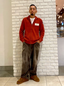 メンズのニット セーター オレンジ 橙色系 コーディネート Zozotown