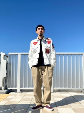 「AVIREX（アヴィレックス）のアイテム（デニムジャケット）」を使った、タイチさん（メンズ・178cm）の冬コーディネート