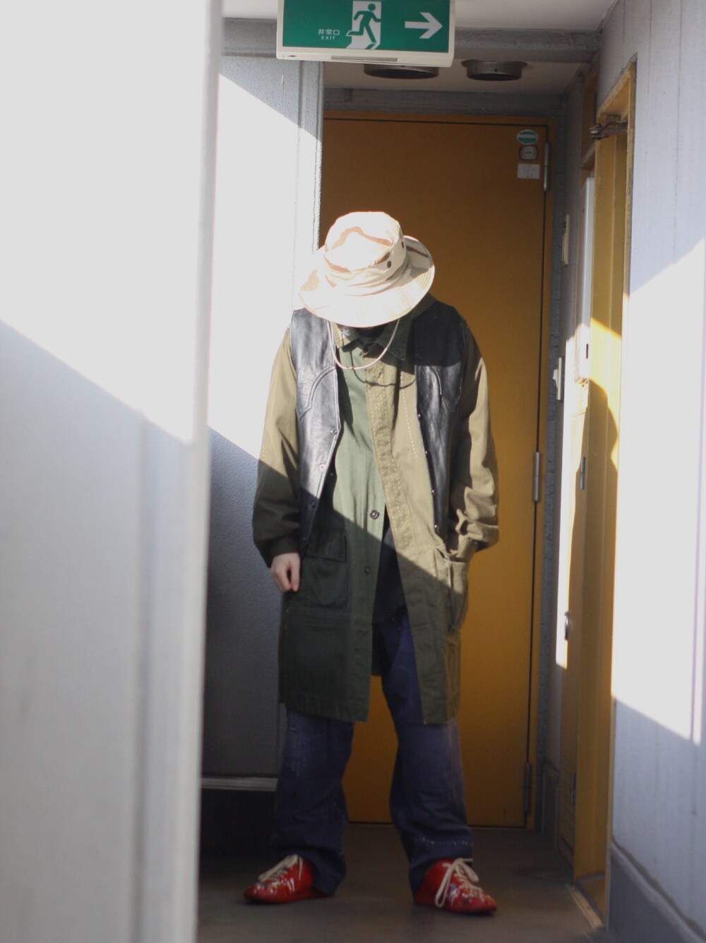 「ミリタリー、ootd、used、outfit、めがね、カジュアルコーデ、ゆるコーデ、古着、vintage、ハット」｜「keisuke kandaのアイテム（その他アウター、グリーン系）」を使った、🐲さん（メンズ・162cm）の冬コーディネートの1枚目の写真