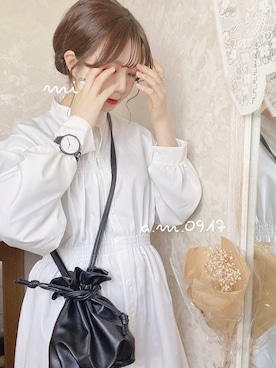 「ノーカラーシャツ」｜「アイテム（アナログ腕時計）」を使った、𝘮𝘪        さん（レディース・158cm）の春コーディネート