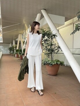 「Whim Gazette（ウィムガゼット）のアイテム（マウンテンパーカー）」を使った、WhimGazette_officialさん（レディース・165cm）の春コーディネート