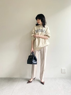 「サテンパンツ」｜「アイテム（スウェット）」を使った、WhimGazette_officialさん（レディース・167cm）の冬コーディネート
