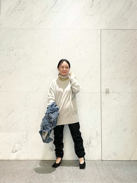 「サテンパンツ」｜「アイテム（デニムジャケット）」を使った、WhimGazette_officialさん（レディース・149cm）の冬コーディネート