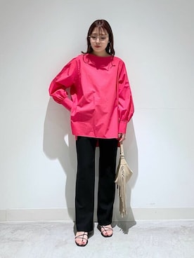 「MAURIZIO TAIUTI（マウリツィオタユーティ）のアイテム」を使った、WhimGazette_officialさん（レディース・156cm）の冬コーディネート