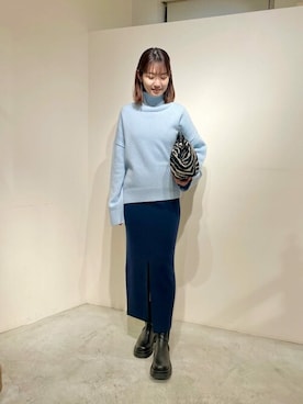 「タートルネック」｜「アイテム（クラッチバッグ）」を使った、WhimGazette_officialさん（レディース・165cm）の冬コーディネート