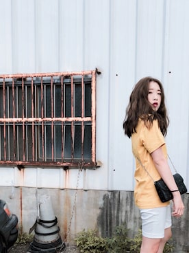 「NET（ネット）のアイテム（パンツ）」を使った、Jessicaさん（レディース・160cm）の秋コーディネート