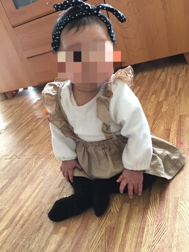 「petit main（プティマイン）の肩フリルスカート＆ロンパースセット（ロンパース、ベージュ系）」を使った、yukiさん（レディース・160cm）の春コーディネート