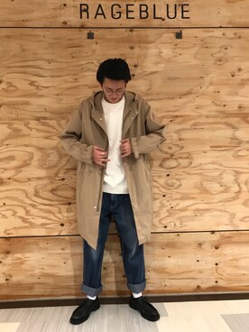 「フードコート」｜「アイテム（スウェット）」を使った、浦上【RAGEBLUE】さん（メンズ・180cm）の冬コーディネート