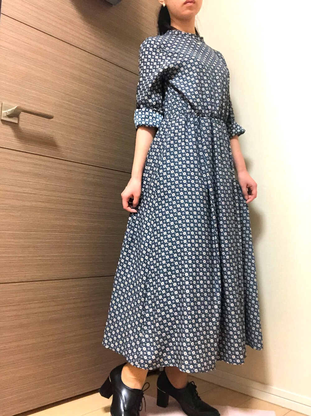 「ワンピース、小紋柄、3/4threequarter、ヒールブーツ、相互フォロー」｜「three quarterのアイテム（ワンピース、グリーン系）」を使った、かぴいさん（レディース・157cm）の夏コーディネートの1枚目の写真