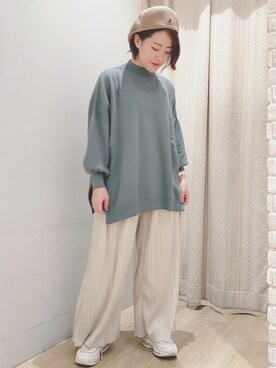 「earth music&ecology（アースミュージックアンドエコロジー）のベロアプリーツパンツ ＊（その他パンツ）」を使った、nanaさん（レディース・153cm）の秋コーディネート