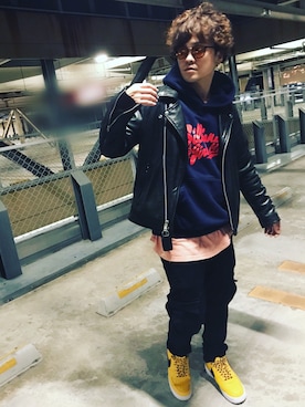 「airforce1」｜「アイテム（ライダースジャケット）」を使った、TAKAHIROさん（メンズ・170cm）の秋コーディネート