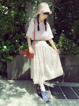 「アイテム（シューズ、パープル系）」を使った、JuRianさん（レディース・162cm）の夏コーディネート