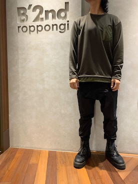 「B'2nd（ビーセカンド）のアイテム（トップス）」を使った、601 さん（メンズ・172cm）の秋コーディネート