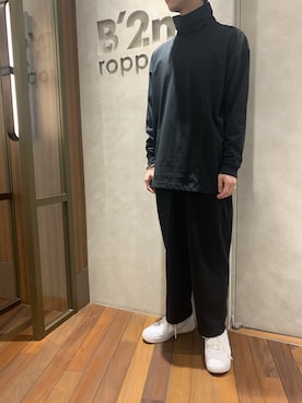 「ATON（エイトン）のアイテム（Tシャツ/カットソー）」を使った、601 さん（メンズ・172cm）の冬コーディネート