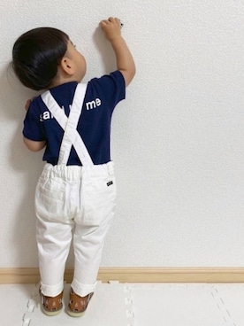 「ネイビー×ホワイト」｜「アイテム（サロペット/オーバーオール）」を使った、EIMA.SAEさん（キッズ・80cm）の春コーディネート