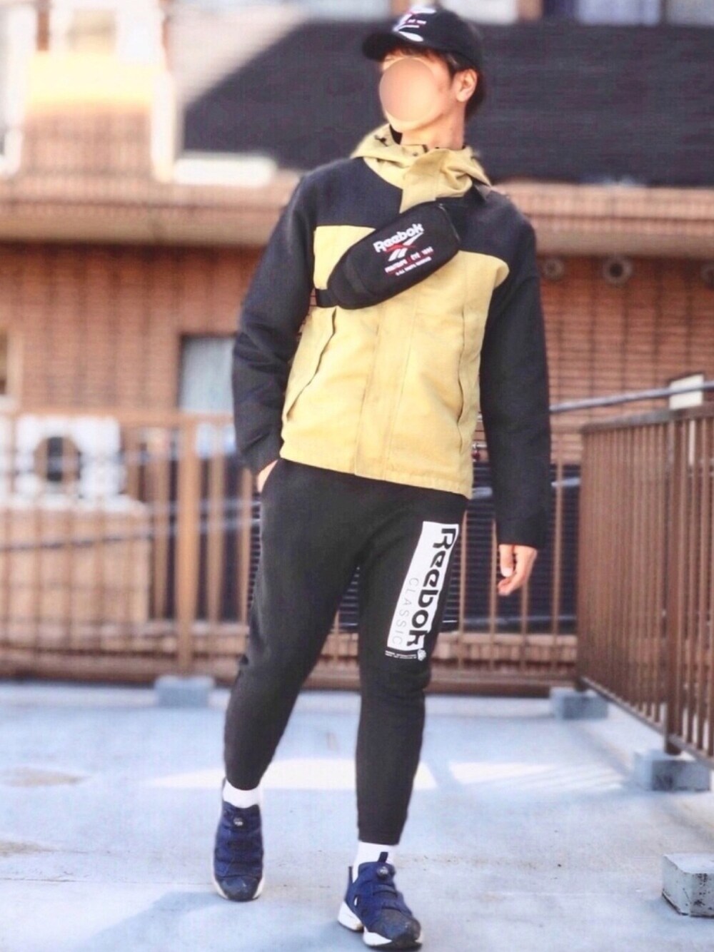 「リーボックラブ、平成最後のWEARISTAセンバツ、reebok、Reebok(Reebok)、Reebokclassic、Reebok CLASSIC 、８(eight)、マウンテンパーカー、スポーツカジュアル、春コーデ」｜「Reebokのトレーニングウェア LF ベクター ロゴ キャップ FSA00（キャップ、ブラック系）」を使った、☀️HARUTO☀️さん（メンズ・183cm）の春コーディネートの1枚目の写真