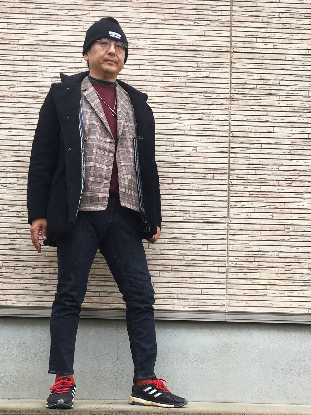 「休日コーデ」｜「NILWAYの【Nilway】クラシカルチェックダブルテーラードジャケット（テーラードジャケット、ブラウン系）」を使った、しもん＠WEARさん（メンズ・173cm）の冬コーディネートの1枚目の写真