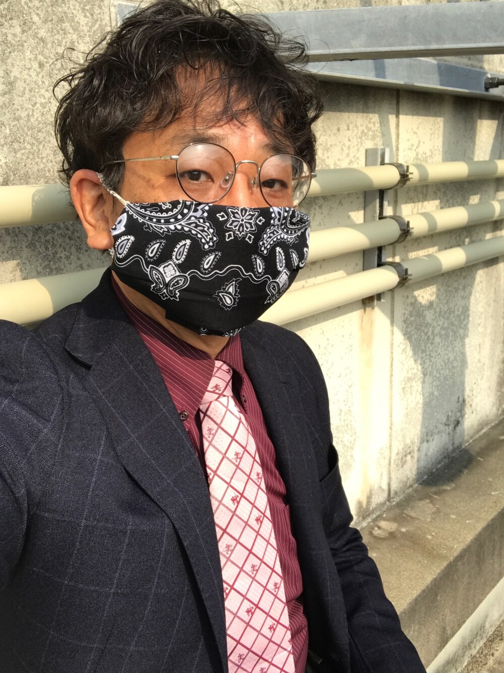 「マスク」｜「Handmadeのアイテム（その他、ブラック系）」を使った、しもん＠WEARさん（メンズ・173cm）の春コーディネートの1枚目の写真