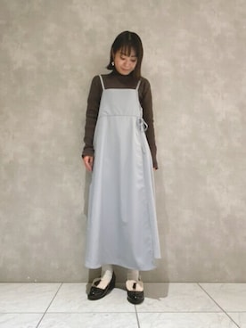 「ブルーコーデ」｜「アイテム（ジャンパースカート）」を使った、よしかわさん（レディース・151cm）の冬コーディネート