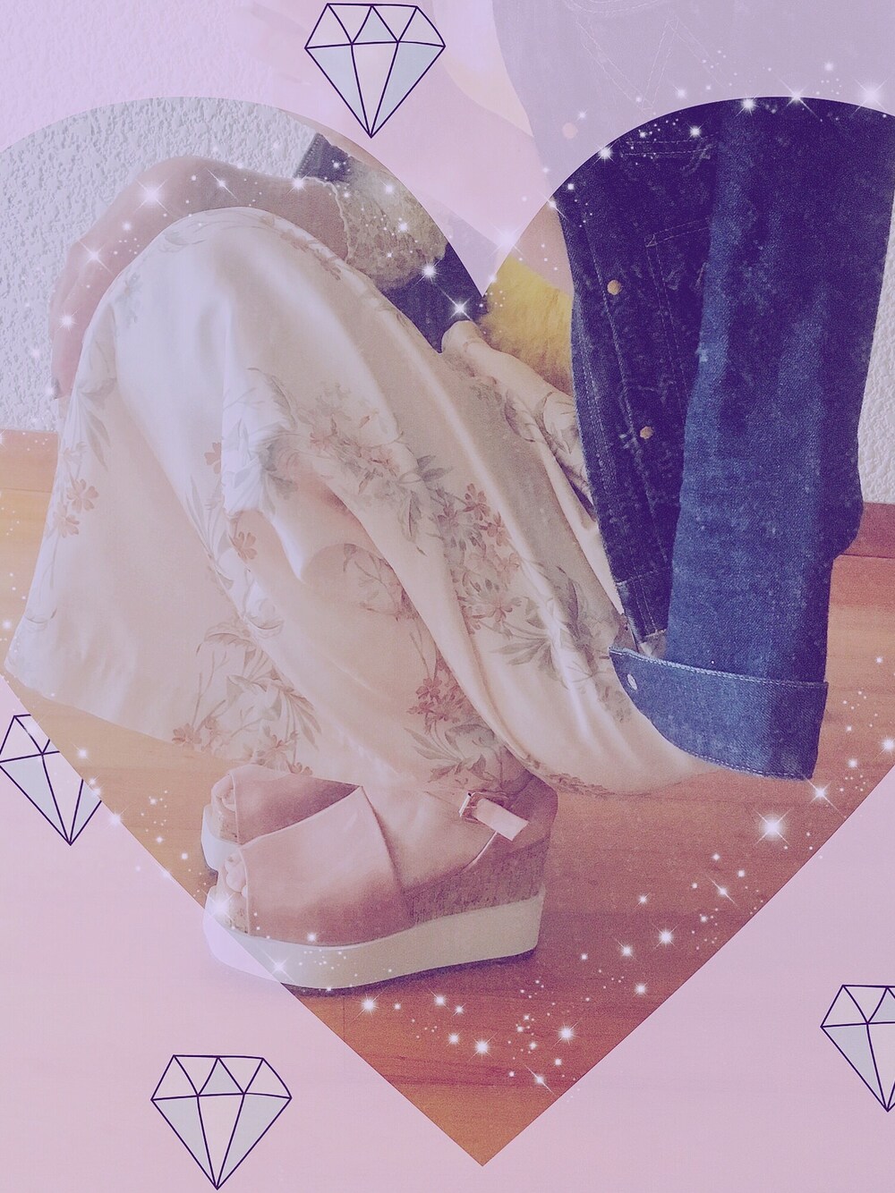 「春コーデ、春、fashion、ootd、denim、花柄」｜「SNIDELのプリントリラックスパンツ（その他パンツ、ベージュ系）」を使った、tomさん（レディース・169cm）の春コーディネートの1枚目の写真