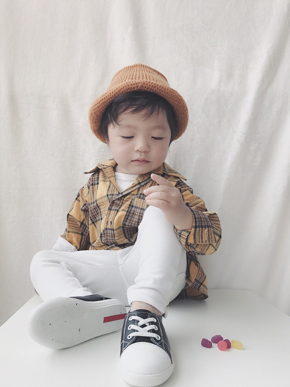「おんなのこ、kids、キッズファッション」｜「no brandのアイテム（シャツ/ブラウス、イエロー系）」を使った、缺氧木鱼さん（キッズ・90cm）の春コーディネートの1枚目の写真