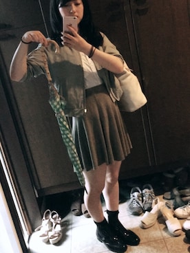 「SNIDEL（スナイデル）のアイテム（スカート、グリーン系）」を使った、suuzunaさん（レディース・160cm）の夏コーディネート