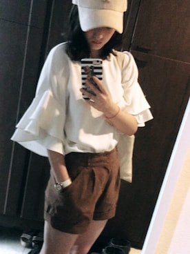 「NEW ERA（ニューエラ）のアイテム（キャップ、ベージュ系）」を使った、suuzunaさん（レディース・160cm）の秋コーディネート