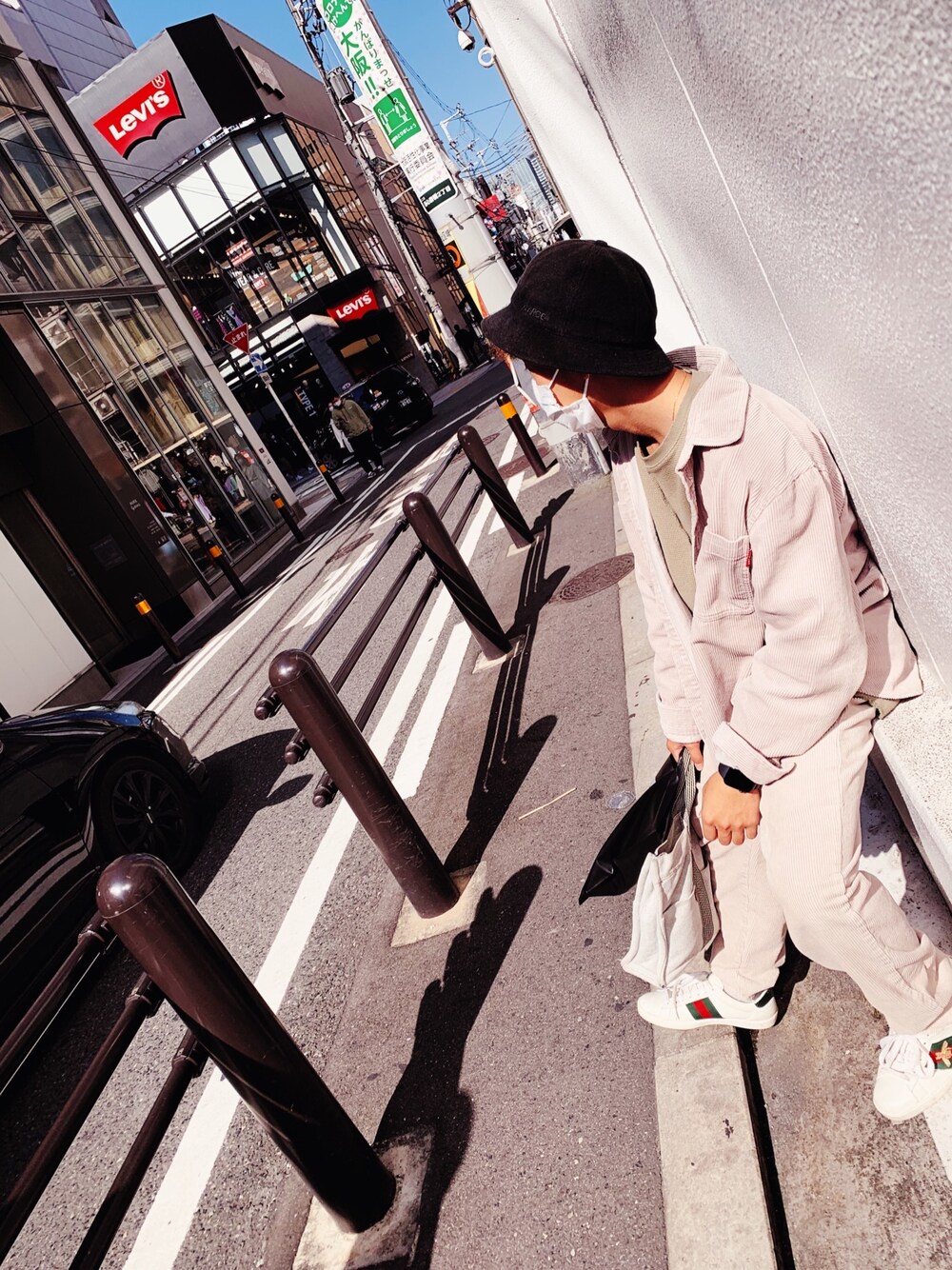 「秋服、シンプルコーデ、オーバーサイズ、おしゃれさんと繋がりたい、いいね、save、フォローお願いします🤑」｜「XLARGEのアイテム（ハット、ブラック系）」を使った、daimukixさん（メンズ・165cm）の秋コーディネートの1枚目の写真