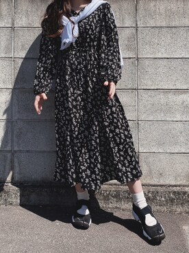 ワンピース ドレスを使った Nike の人気ファッションコーディネート Avanca