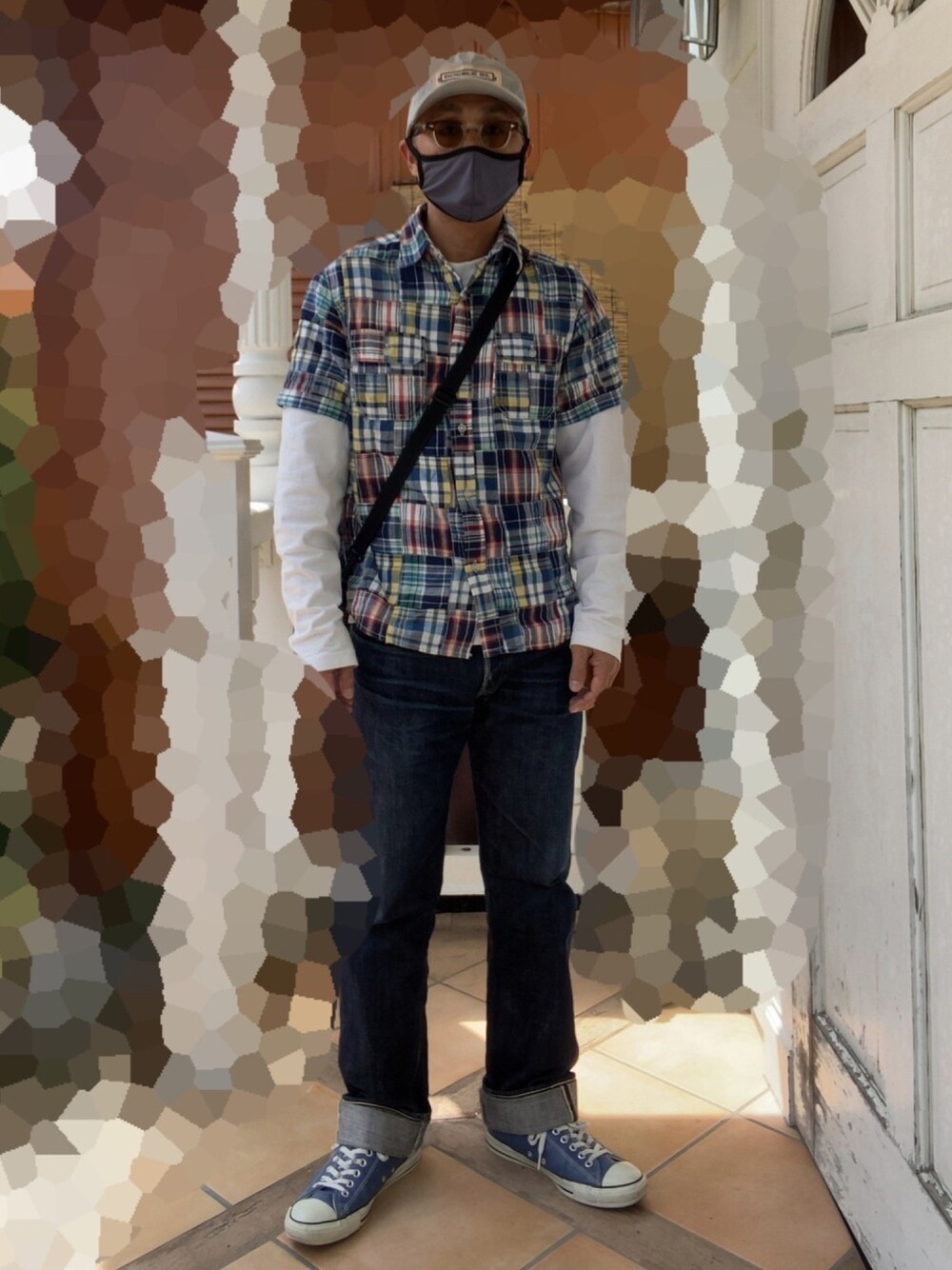 「アメカジ、ストリート、休日スタイル、ヴィンテージ、クレイジーパターン、スニーカー」｜「Pherrow'sのアイテム（デニムパンツ、ブルー系）」を使った、kazu1969さん（メンズ・170cm）の春コーディネートの1枚目の写真
