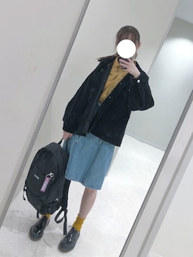 「アイテム（デニムスカート、ブルー系）」を使った、Yueeeee_さん（レディース・170cm）の秋コーディネート