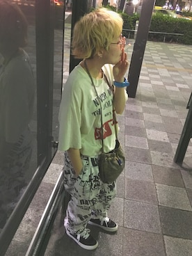 「タバコ」｜「アイテム（腕時計）」を使った、にさん（レディース・148cm）の春コーディネート