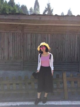 「UNIQUE（ユニーク）のアイテム（パンツ）」を使った、shenshen さん（レディース・158cm）の春コーディネート