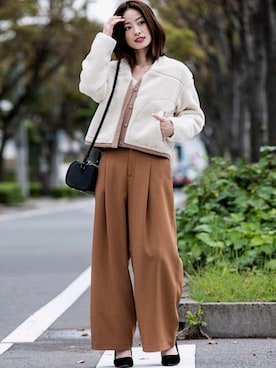 「アイテム（パンツ、イエロー系）」を使った、kettyさん（レディース・165cm）の秋コーディネート