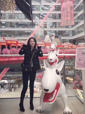 「ZARA（ザラ）のアイテム（ブルゾン、ブルー系）」を使った、姬欣童さん（レディース）の秋コーディネート