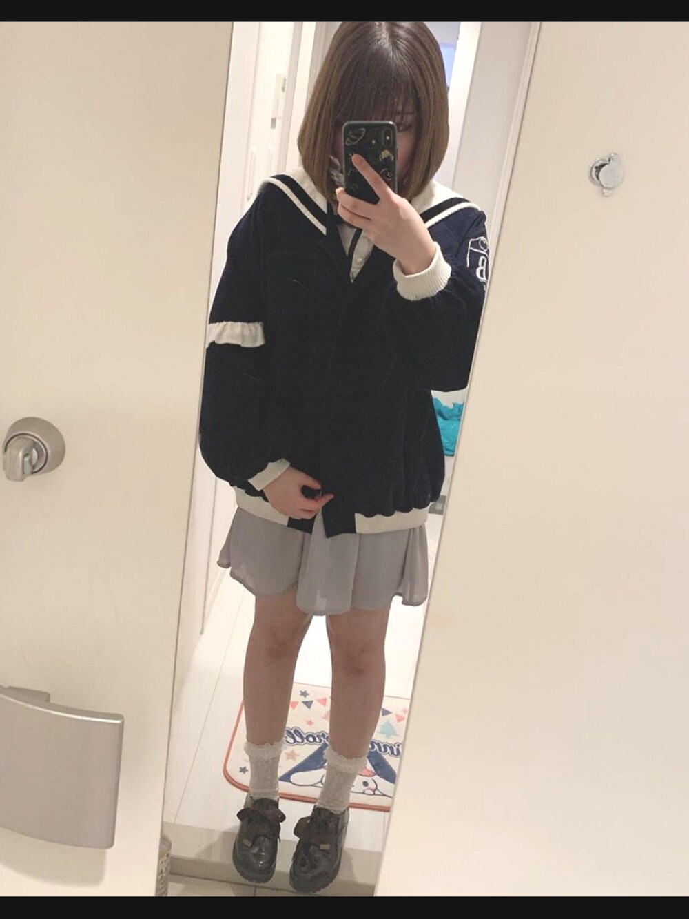「量産型、ガーリー」｜「Ank Rougeのアイテム（ワンピース、グレー系）」を使った、senaさん（レディース・155cm）の冬コーディネートの1枚目の写真