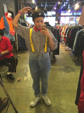 「個性的 古着」｜「アイテム（スニーカー）」を使った、ちゃむさん（レディース・151cm）の春コーディネート