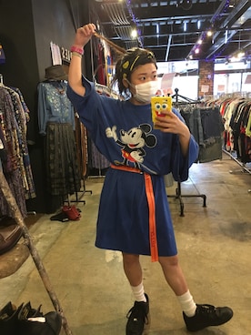 「個性的 古着」｜「アイテム（スニーカー）」を使った、ちゃむさん（レディース・151cm）の夏コーディネート