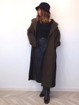 「レザースカート」｜「アイテム（チェスターコート）」を使った、うーまんさん（レディース・158cm）の秋コーディネート