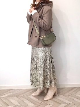 「白ニット」｜「アイテム（ピーコート）」を使った、うーまんさん（レディース・158cm）の冬コーディネート