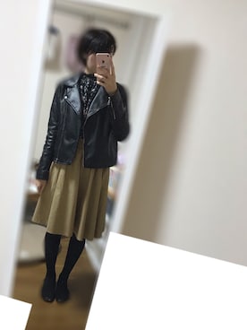 「シンプルおしゃれが好き」｜「アイテム（ライダースジャケット）」を使った、やかかさん（レディース・159cm）の秋コーディネート