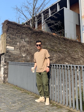 「carhartt」｜「アイテム（その他シューズ）」を使った、kobeemeさん（メンズ・183cm）の春コーディネート