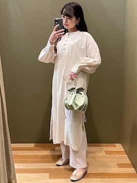 「SLURR（スラ―）のアイテム」を使った、ﾕﾂﾞﾂﾞｷさん（レディース・157cm）の春コーディネート