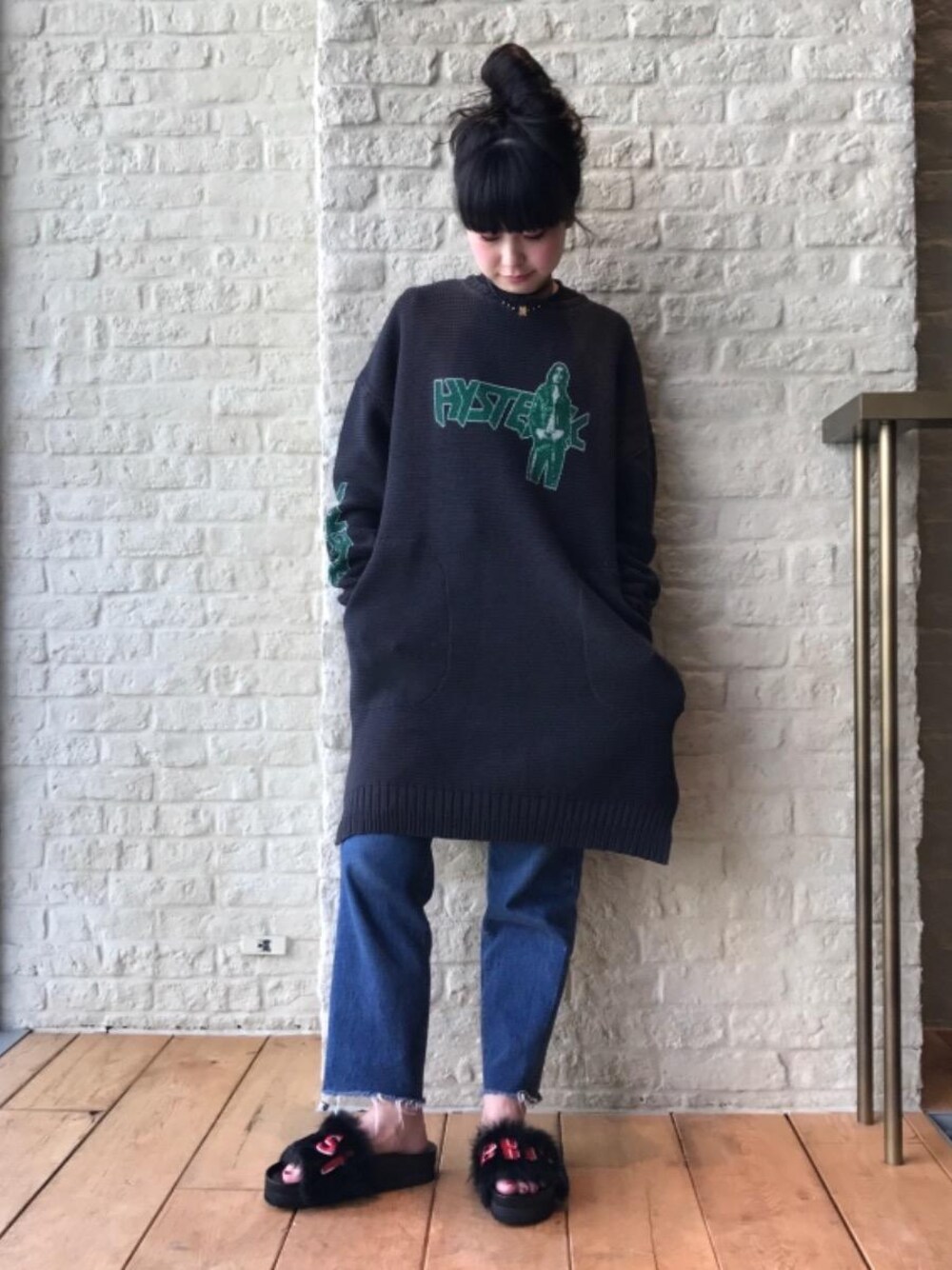 HYSTERIC GLAMOUR（ヒステリックグラマー）の「LOGO刺繍FUR