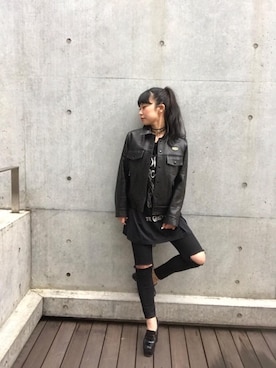 「レザー」｜「アイテム（チャーム）」を使った、fukuchanさん（レディース・154cm）の秋コーディネート