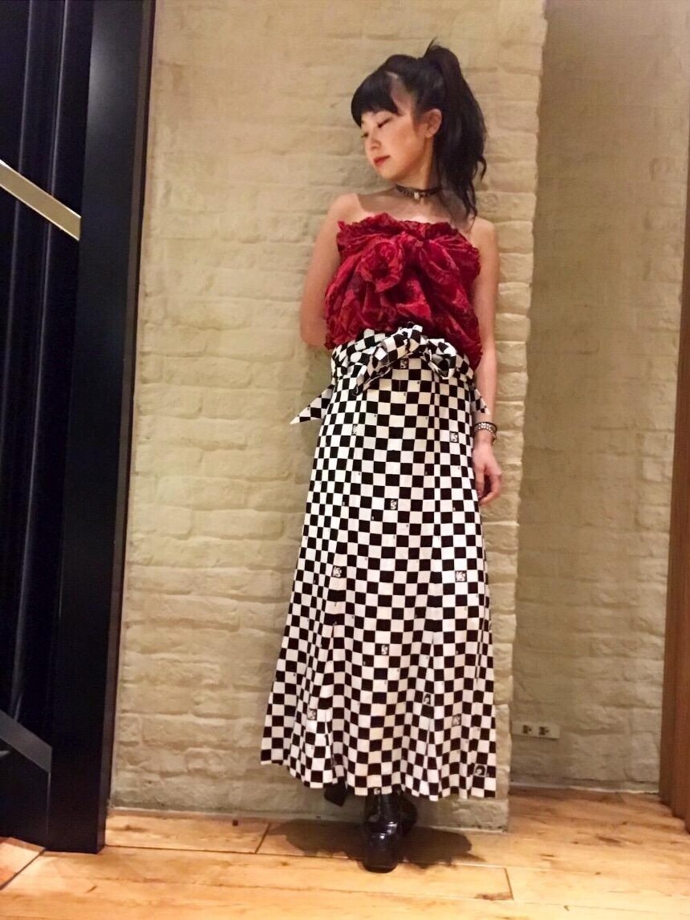 「ワンピース、パーティスタイル、結婚式、クリスマス、ドレス、Hysteric Glamour」｜「HYSTERIC GLAMOURのGV1831018 CHCKERD PATTERN RAYON DRESS（シャツワンピース、ブラック系）」を使った、fukuchanさん（レディース・154cm）の冬コーディネートの1枚目の写真