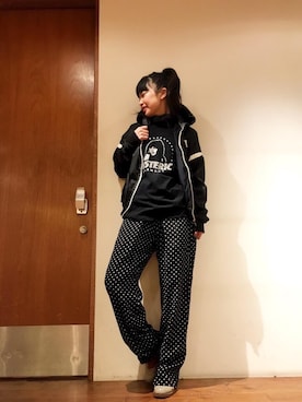 「リラックスパンツ」｜「アイテム（ブルゾン）」を使った、fukuchanさん（レディース・154cm）の冬コーディネート
