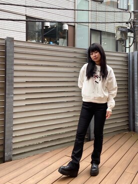 「ロックコーデ」｜「アイテム（スウェット）」を使った、fukuchanさん（レディース・154cm）の秋コーディネート
