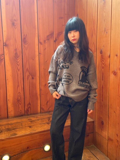 送料無料 トップス HYSTERIC GLAMOUR ヒステリックグラマー HYSTERIC FEVERクラッシュ オーバーサイズセーター / ベージュ HYSTERIC GLAMOUR（ヒステリックグラマー）の「HYSTERIC FEVER
